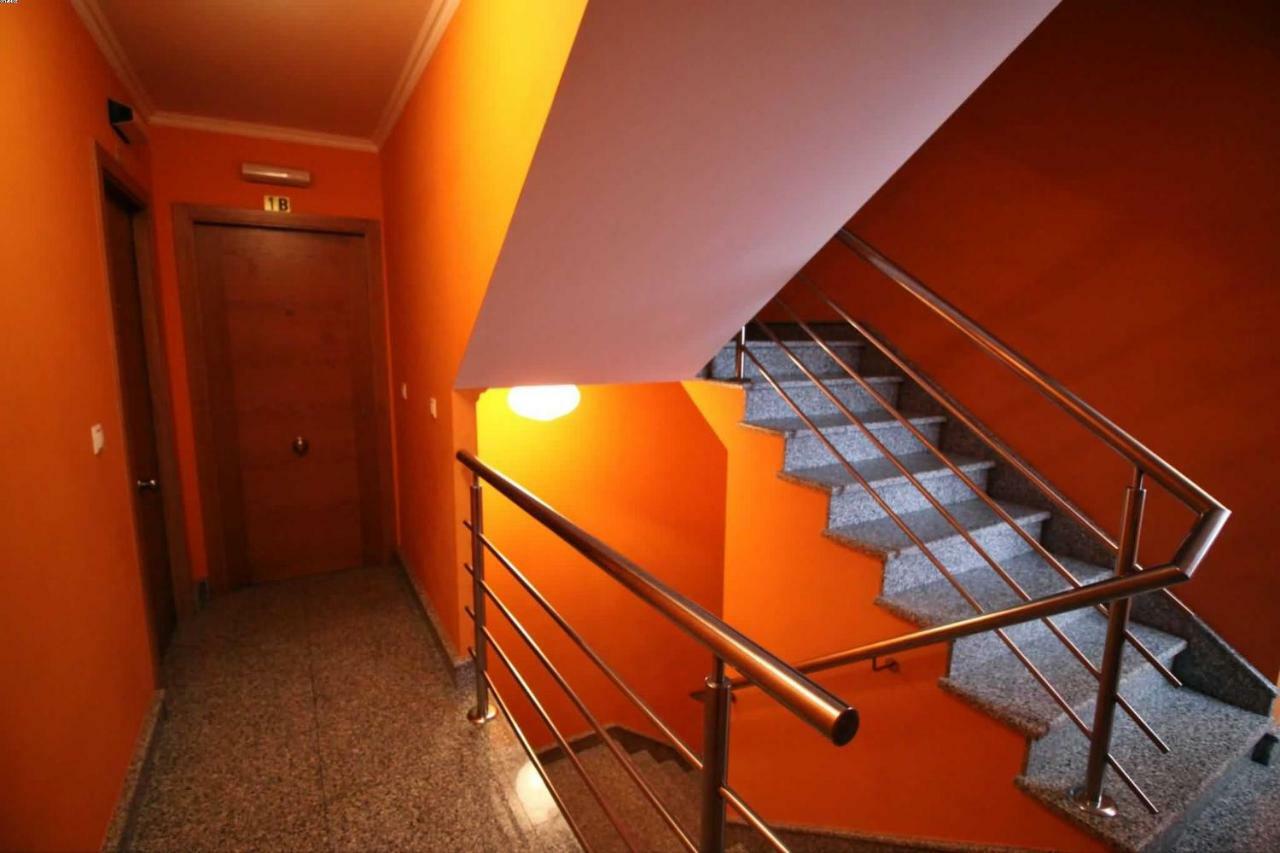 Pisos Buno Appartement Buitenkant foto