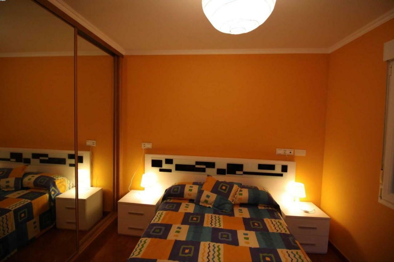 Pisos Buno Appartement Buitenkant foto